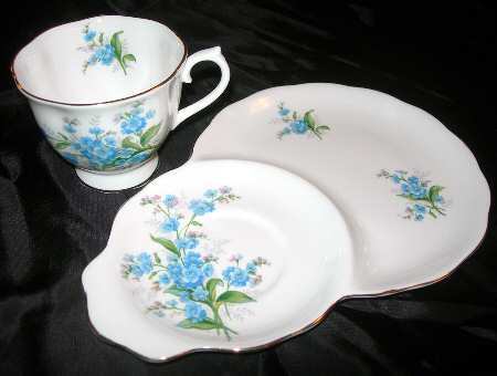 Forget Me Not Dessert Plate & Cup Set