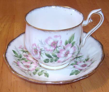 Friendship Series Footed Demitasse Cup & Saucer Set