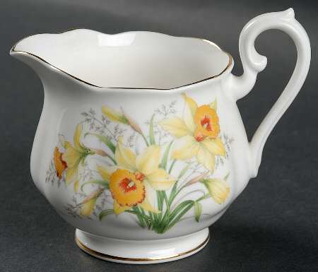 Friendship Series Creamer