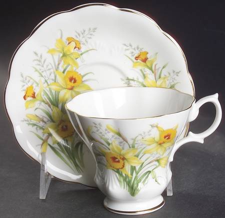 Friendship Series Footed Cup & Saucer Set
