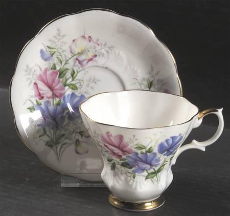 Friendship Series Footed Cup & Saucer Set