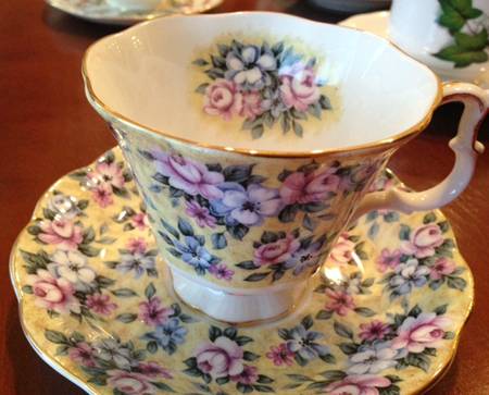 Garden Party Series Footed Cup & Saucer Set