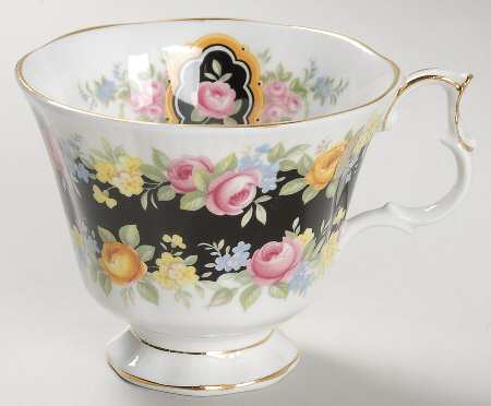 Garland Series Footed Cup