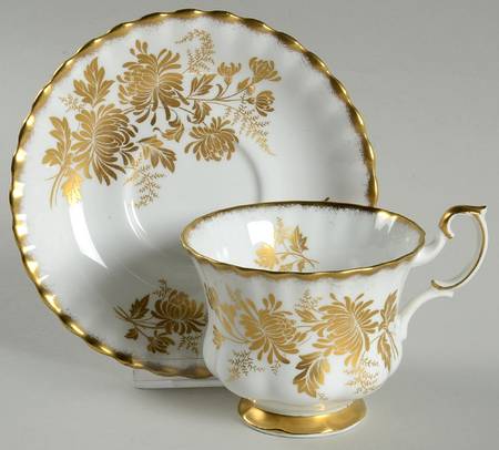 Golden Glory Footed Cup & Saucer Set