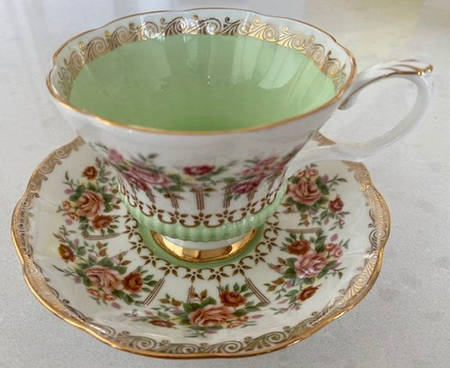 Green Park Footed Cup & Saucer Set