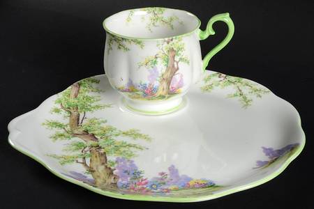 Greenwood Tree (Green Trim) Snack Plate & Cup Set