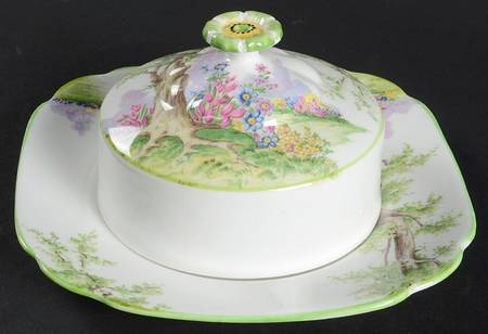 Greenwood Tree (Green Trim) Round Covered Butter (Uses Square Bread & Butter Plate)