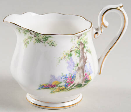 Greenwood Tree (Gold Trim) Creamer