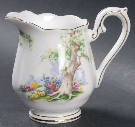 Greenwood Tree (Gold Trim) Mini Creamer