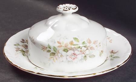 Haworth Round Covered Butter (Uses Bread & Butter Plate)