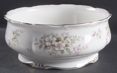 Haworth 9" Salad Serving Bowl