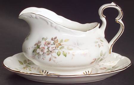 Haworth Gravy Boat & Underplate
