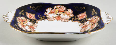 Heirloom (Bone China Stamp) 7" Bon Bon
