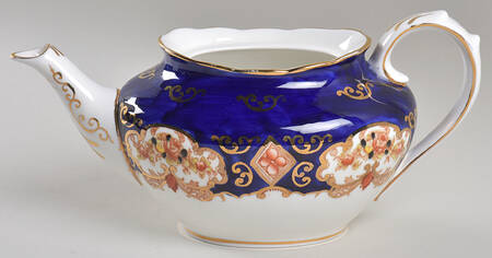Heirloom (Bone China Stamp) Small Teapot No Lid