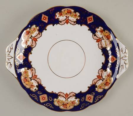 Heirloom (Bone China Stamp) Handled Cake Plate