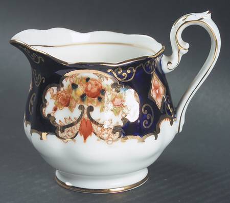 Heirloom (Bone China Stamp) Mini Creamer