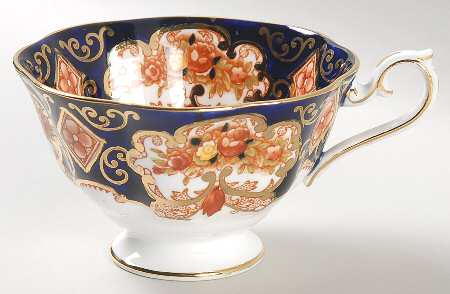 Heirloom (Bone China Stamp) Cup for Dessert Plate & Cup Set