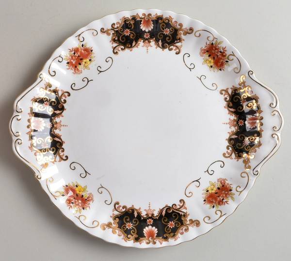 Heritage Handled Cake Plate