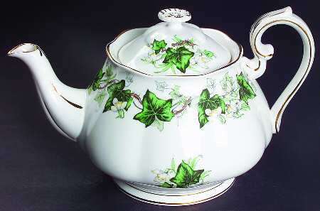 Ivy Lea Teapot & Lid