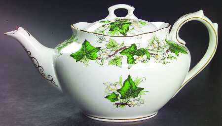 Ivy Lea Small Teapot & Lid