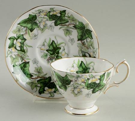 Ivy Lea Footed Demitasse Cup & Saucer Set