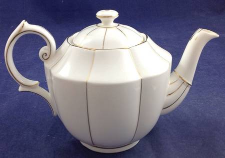Kent Teapot & Lid