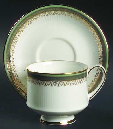 Kensington Footed Cup & Saucer Set