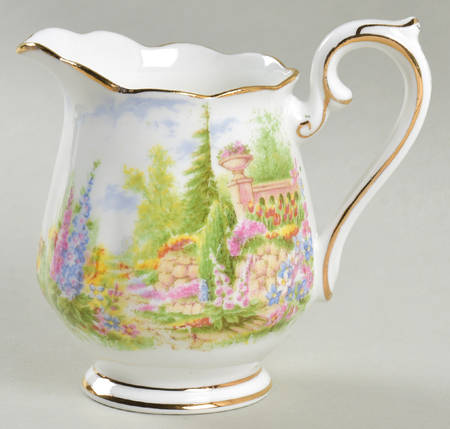 Kentish Rockery Mini Creamer
