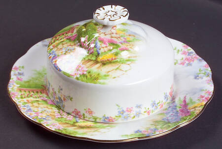 Kentish Rockery Round Covered Butter (Uses Bread & Butter Plate)