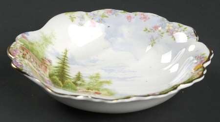 Kentish Rockery Shell Shaped Dish
