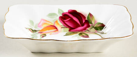 Kings Ransom Small Square Sweet Meat Dish