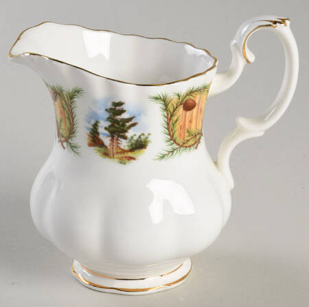 Knotty Pine Mini Creamer