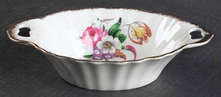 Lady Angela (Sprayed Gold Trim) 8" Oval Sweet Meat Dish