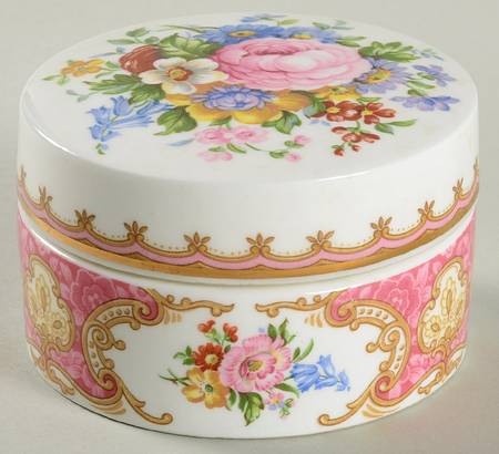 Lady Carlyle Round Box & Lid