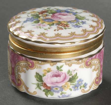 Lady Carlyle Pill Box