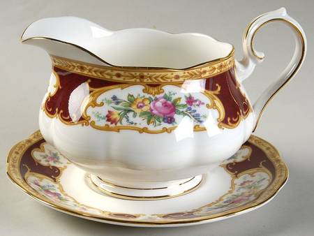 Lady Hamilton Gravy Boat & Underplate