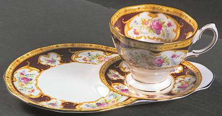 Lady Hamilton Dessert Plate & Cup Set