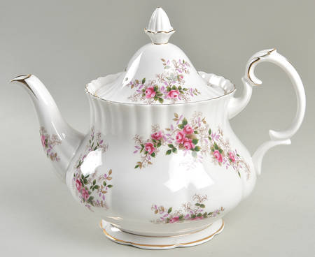 Lavender Rose Teapot & Lid