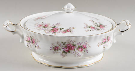 Lavender Rose Round Covered Vegetable