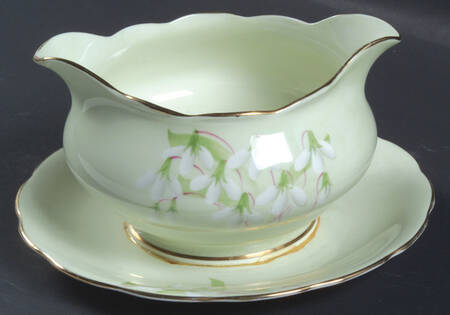 Laurentian Snowdrop Pale Green Gravy Boat with Attached Underplate