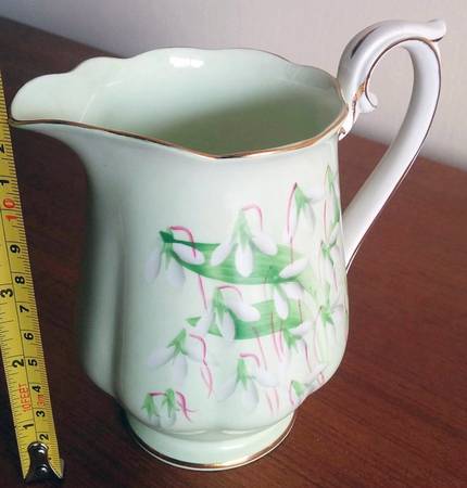 Laurentian Snowdrop Pale Green 16 Oz Pitcher