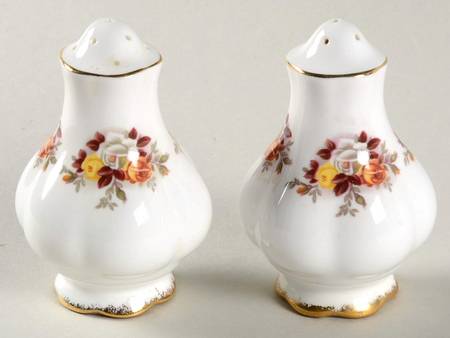 Lenora Salt & Pepper Set