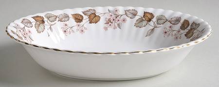 Linden Lea (Montrose) 9" Oval Vegetable Bowl