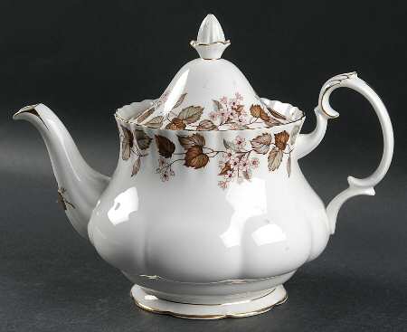 Linden Lea (Montrose) Teapot & Lid