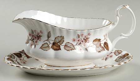 Linden Lea (Montrose) Gravy Boat & Underplate by Royal Albert