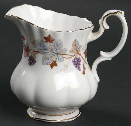 Lorraine Mini Creamer