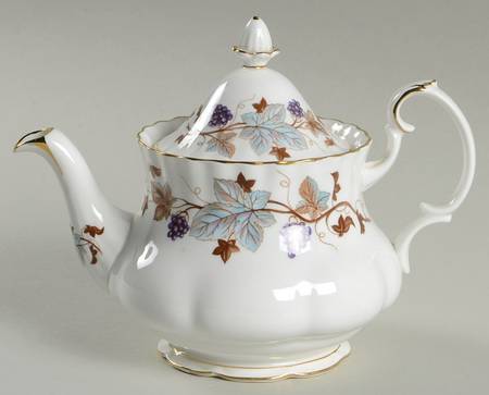Lorraine Mini Teapot & Lid