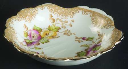 Lovelace Brown Shell Shaped Dish
