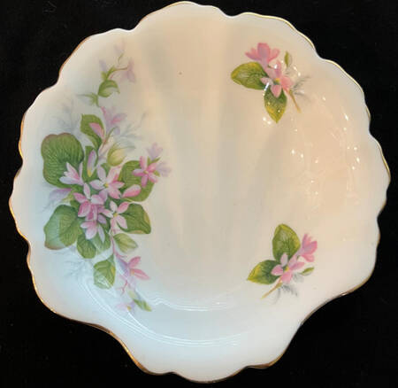 Mayflower Shell Shaped Dish
