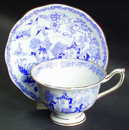 Mikado Footed Cup & Saucer Set